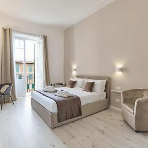  Apartment Labi Colossevm