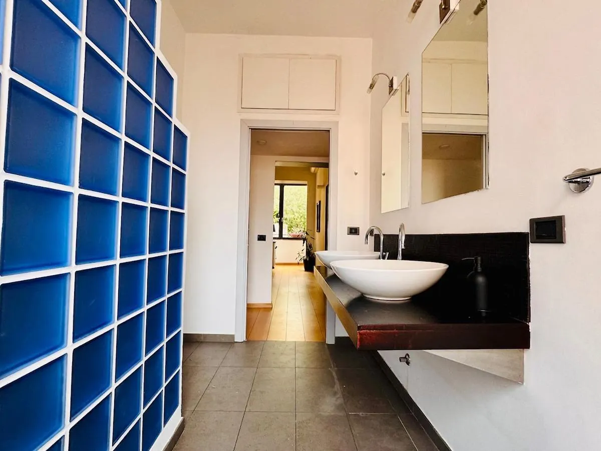 Boschetto Apt - Homkeey Apartments Rome Italy